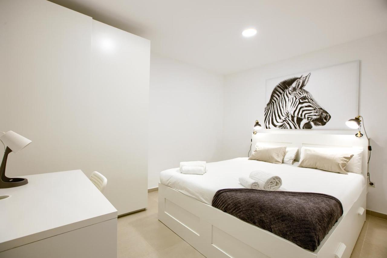 Charming Madrid La Elipa - 3 Dormitorios ภายนอก รูปภาพ